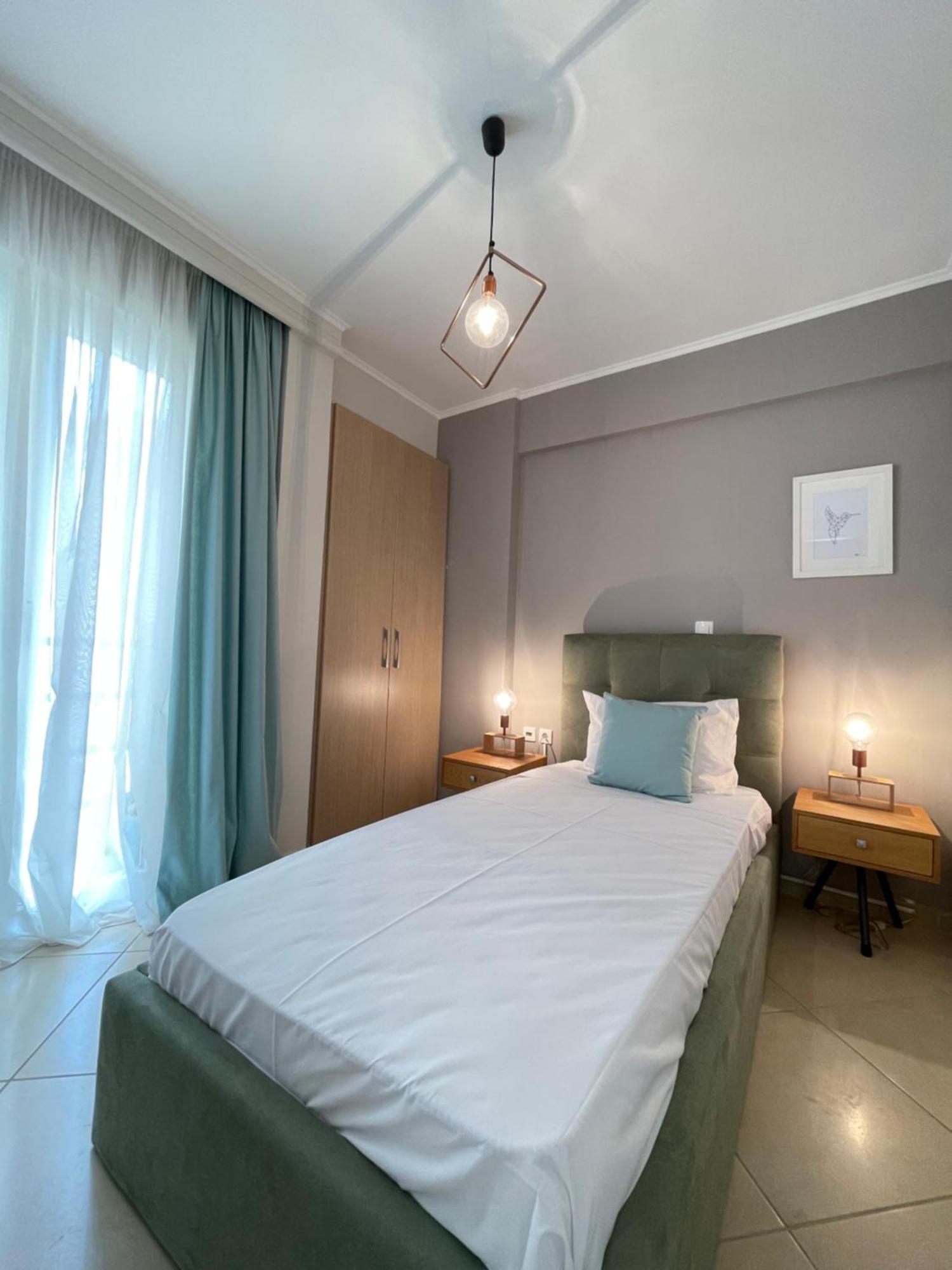 Modern Family Apartment Athens